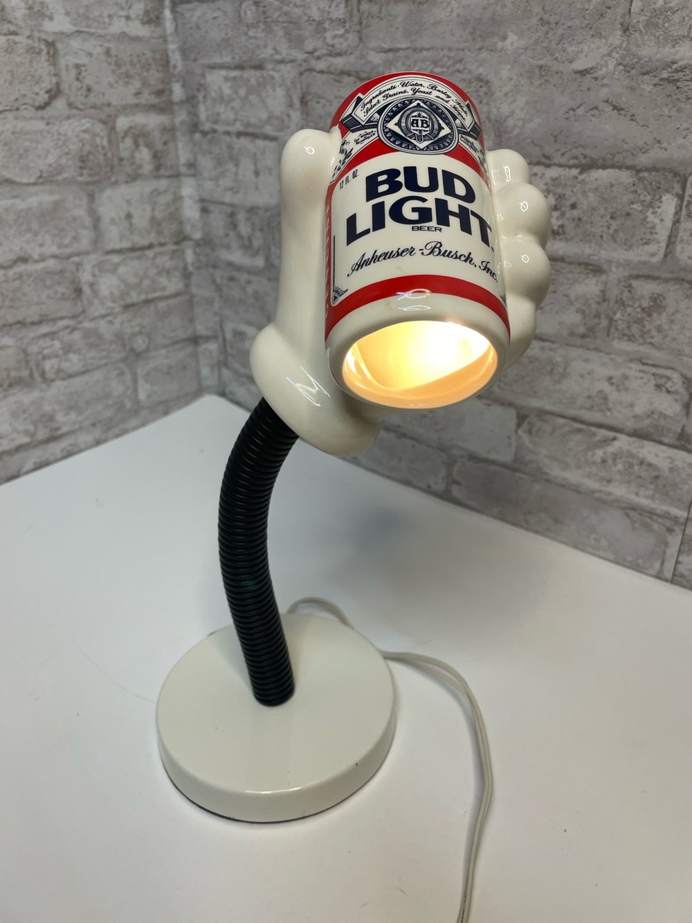 Vintage Bud Light Porcelain Beer Can in Hand Flexible Desk Lamp 15" Rare HTF